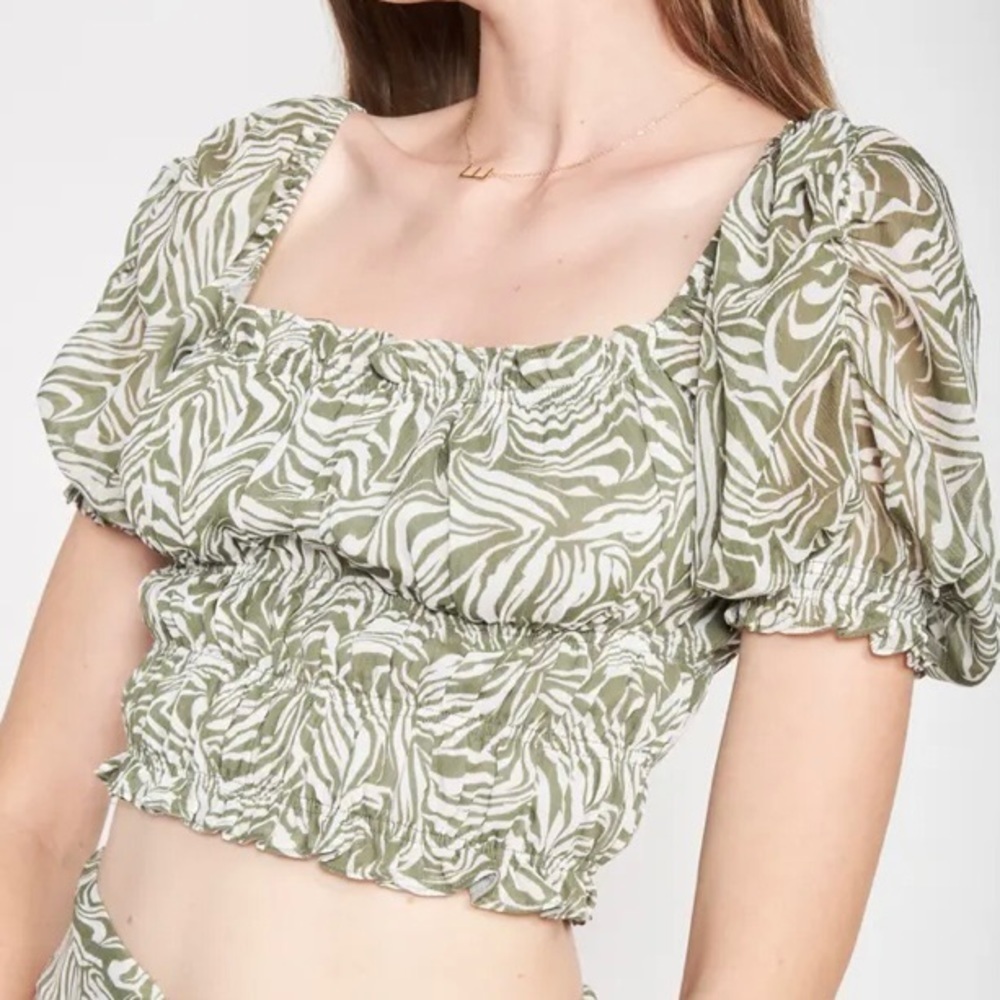 En Saison Womens Crop Ruched Square Neck Blouse Small Green Top Bloom Sleeve